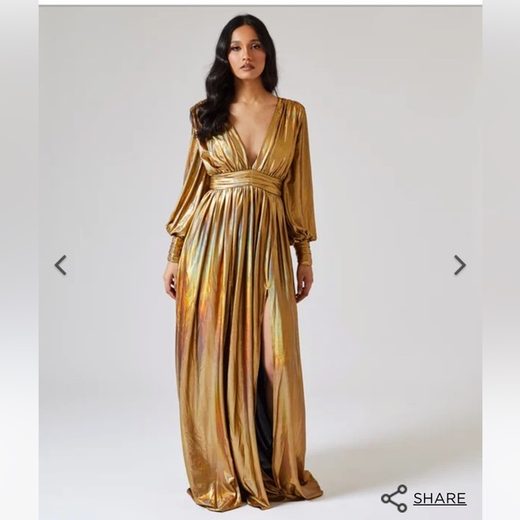 Forever Unique LIMITED EDITION GOLD METALLIC FOIL MAXI DRESS WITH FRONT SPLITS - Picture 3 of 9